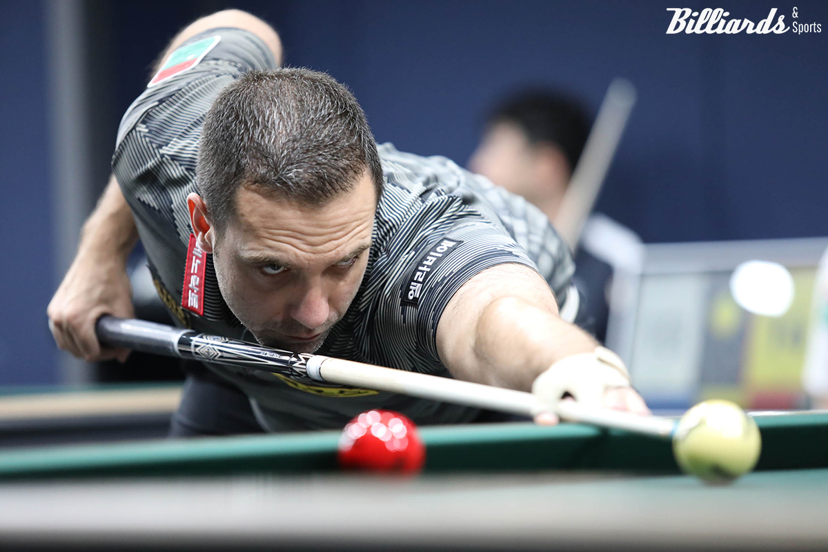 하나카드 챔피언십 초대 챔피언 하비에르 팔라손(휴온스)은 16강에서 마르티네스와 8강 진출을 다툰다. 