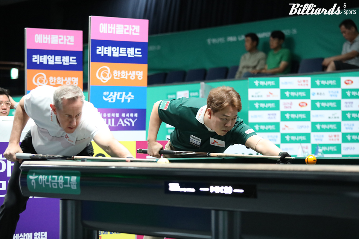 레펀스 vs 강동궁의 16강전 뱅킹 장면.