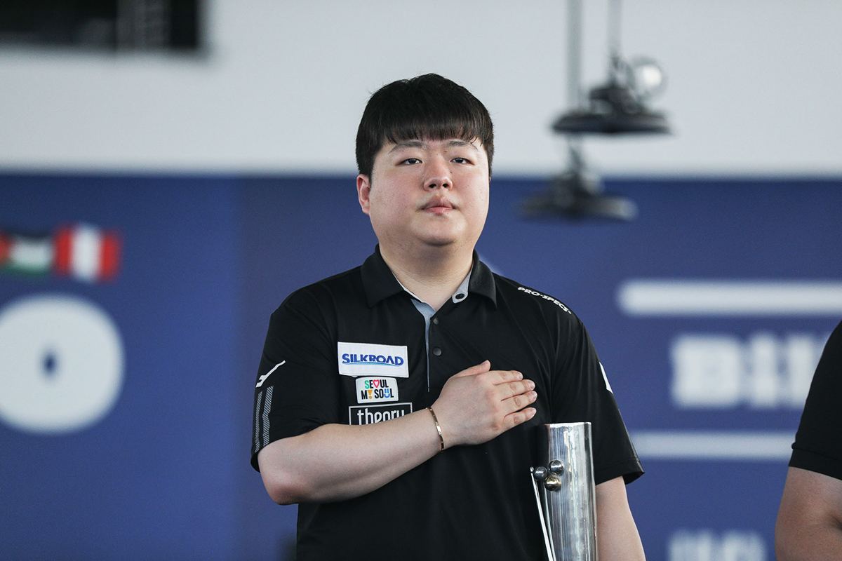 2년 7개월 만에 시상대 가장 높은 곳에서 애국가를 듣고 있는 조명우. 사진=SOOP 제공