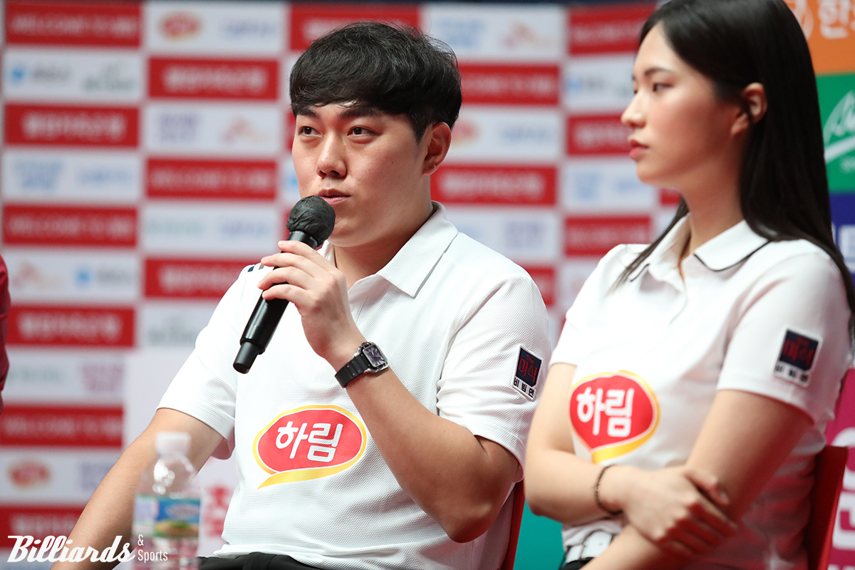 프로당구 PBA 팀리그에 처음 참가하는 신생팀 하림의 리더 김준태가 데뷔전을 하루 앞둔 21일 프로당구 PBA 팀리그 미디어데이에 참석해 소감을 밝히고 있다.  사진=고양/이용휘 기자 