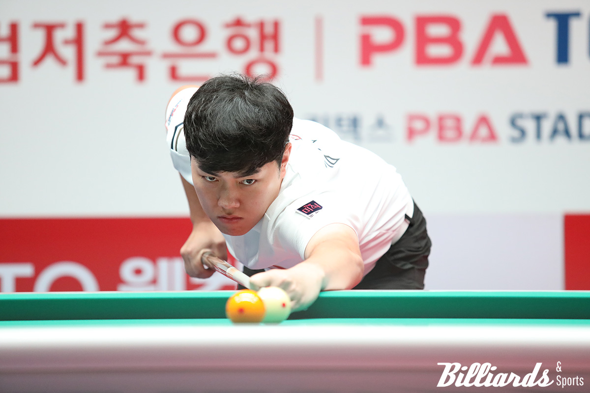 4이닝 단 한 번의 공타로 아쉽게 패배를 당한 김준태.