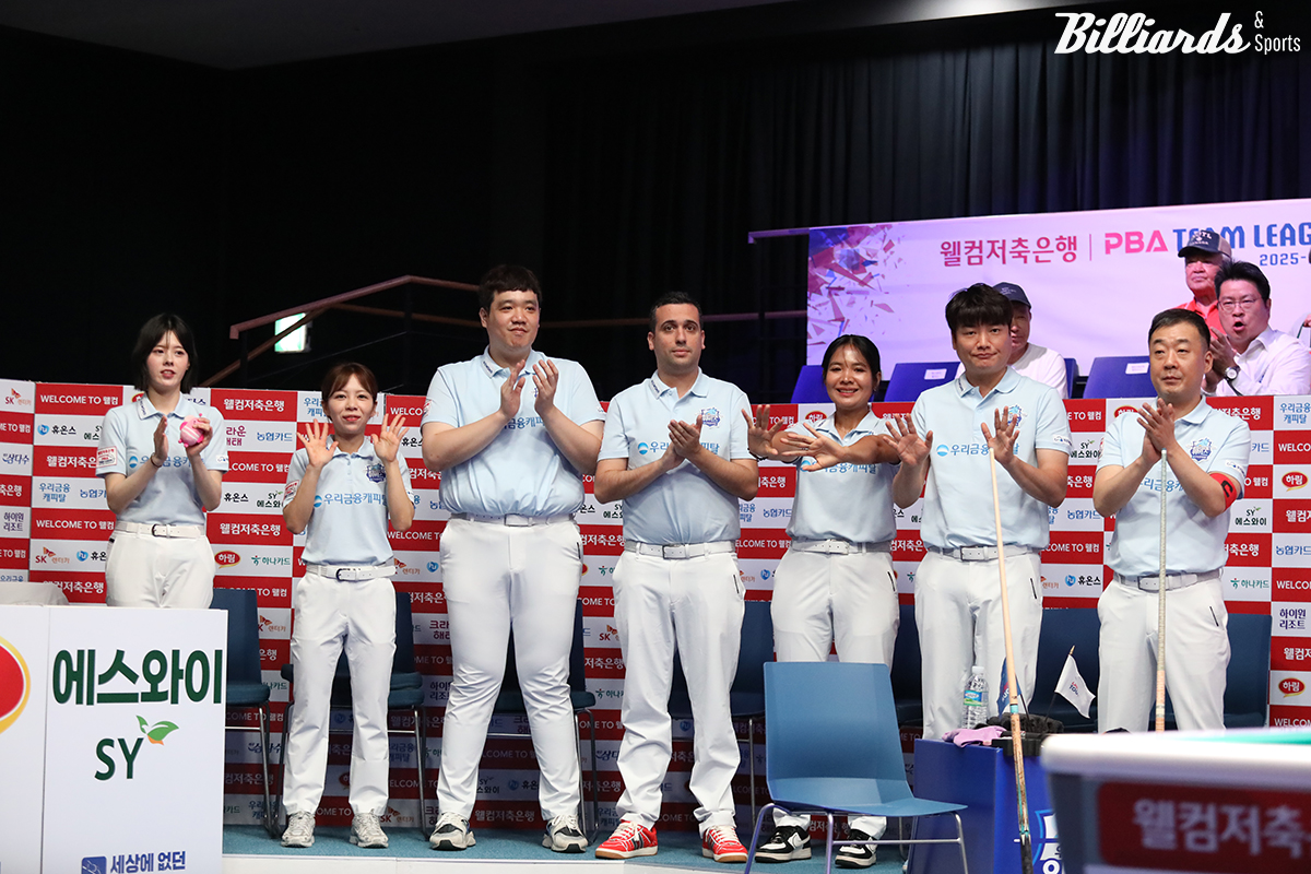 우리금융캐피탈 선수들. 왼쪽부터 서한솔 김민영 선지훈 사파타 스롱 강민구 엄상필.