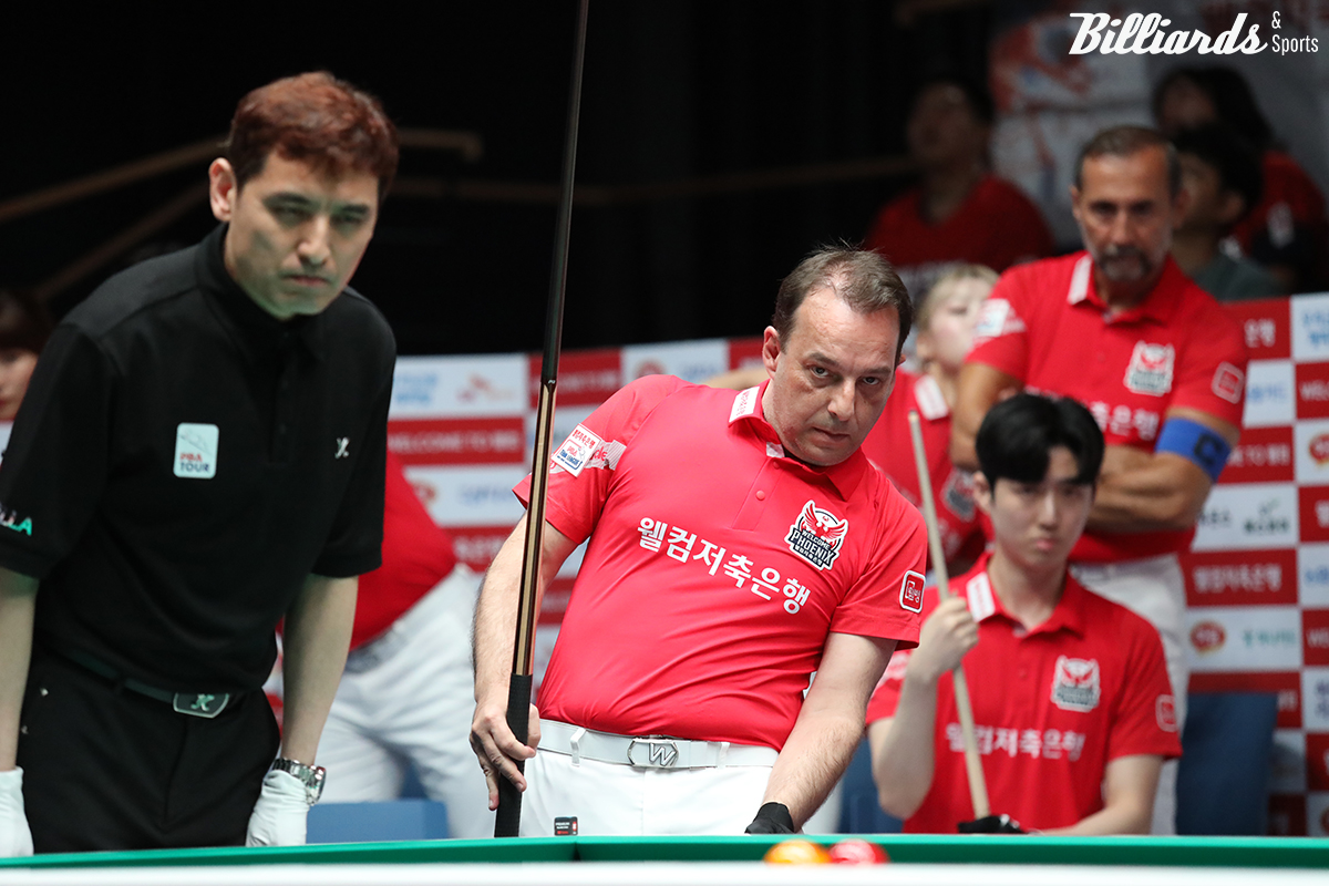 다니엘 산체스(웰컴저축은행)는 5세트 남자단식을 따내 이적 후 첫 승리를 거뒀다.