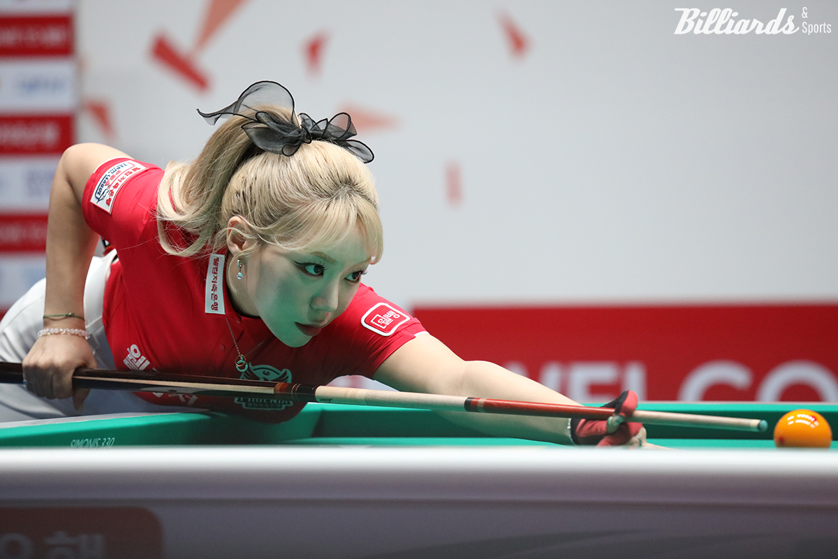 김예은(웰컴저축은행)은 세트스코어 2-3에서 6세트를 따내 3-3 동점을 만들었다.