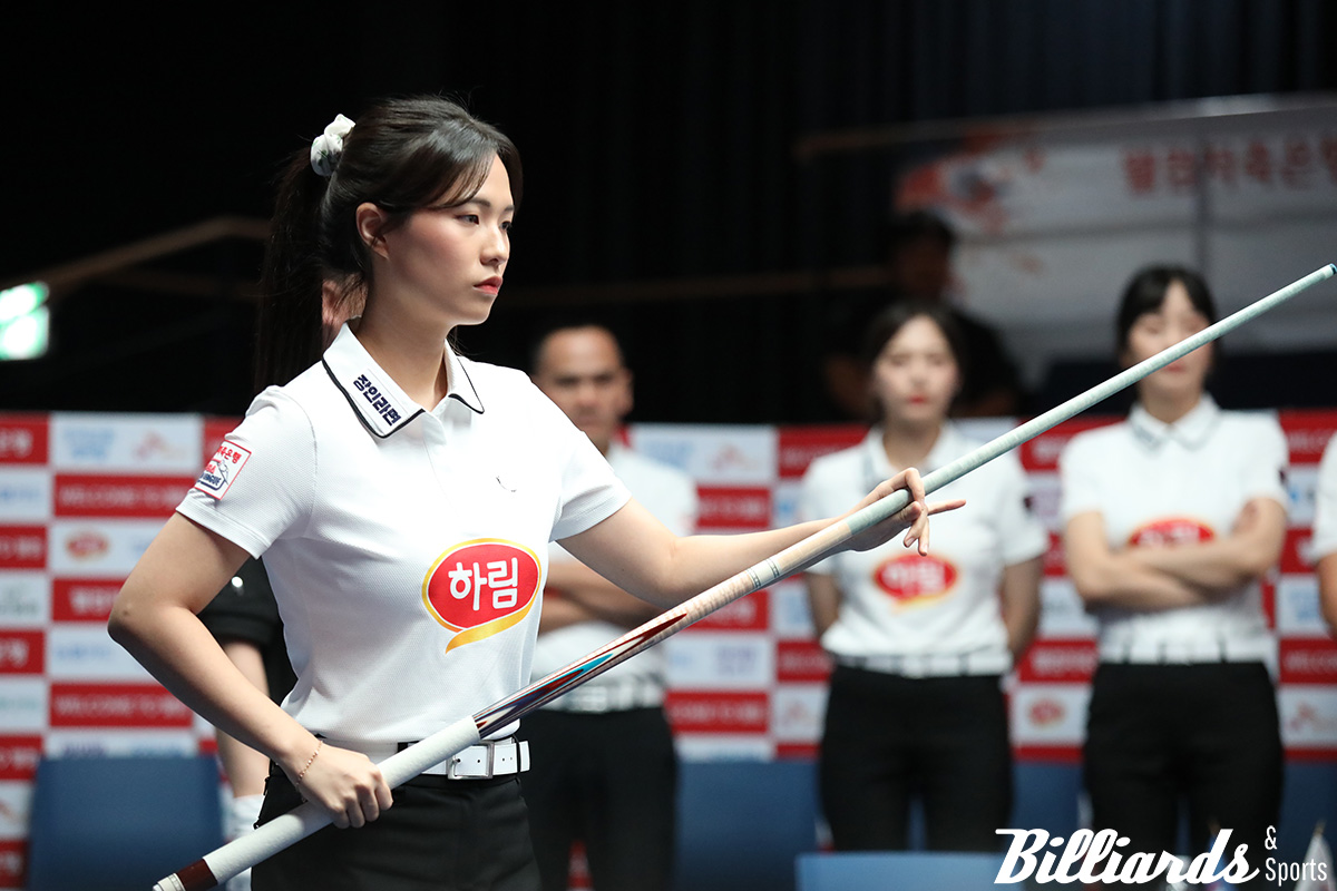 박정현(하림)은 2세트 여자복식에서 2전 2승을 차지했다.