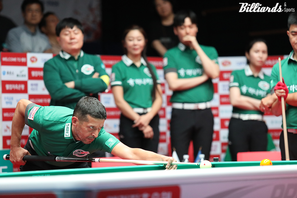 하나카드의 무라트 나지 초클루(튀르키예)가 25일 열린 1라운드 4일 차 하림전 7세트에 퍼펙트큐를 성공하며 역전승을 이끌었다.  사진=고양/이용휘 기자