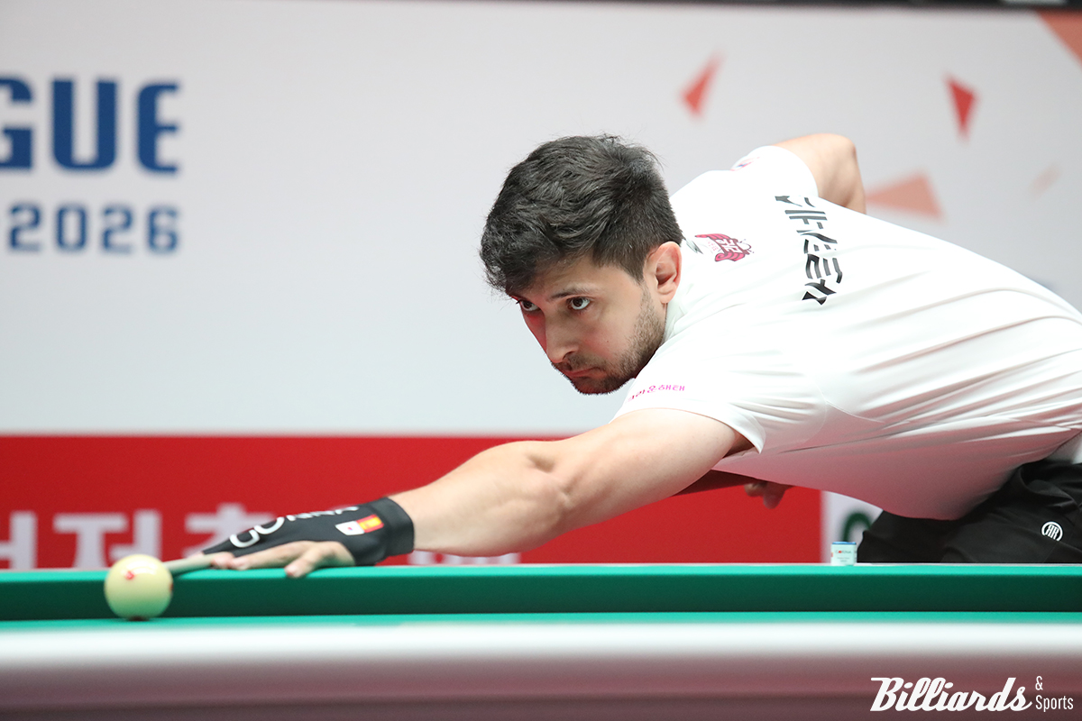 다비드 마르티네스(크라운해태)는 3세트 단식전을 3경기 연속 승리했다.