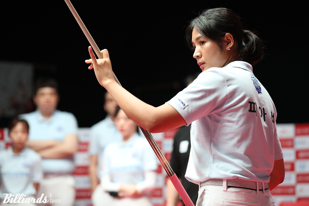 스롱 피아비(우리금융캐피탈)는 6세트를 따내 3-3을 만들며 7세트로 승부를 이었다.