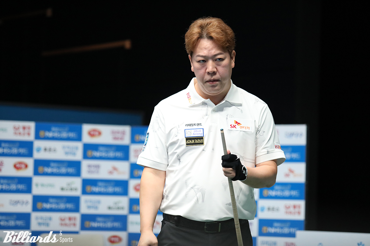 강동궁(SK렌터카)이 1부 투어 데뷔전을 치른 '99년생 쿠드롱' 전재형에게 0-3으로 패해 1회전에서 탈락하는 이변이 일어났다.  사진=고양/이용휘 기자