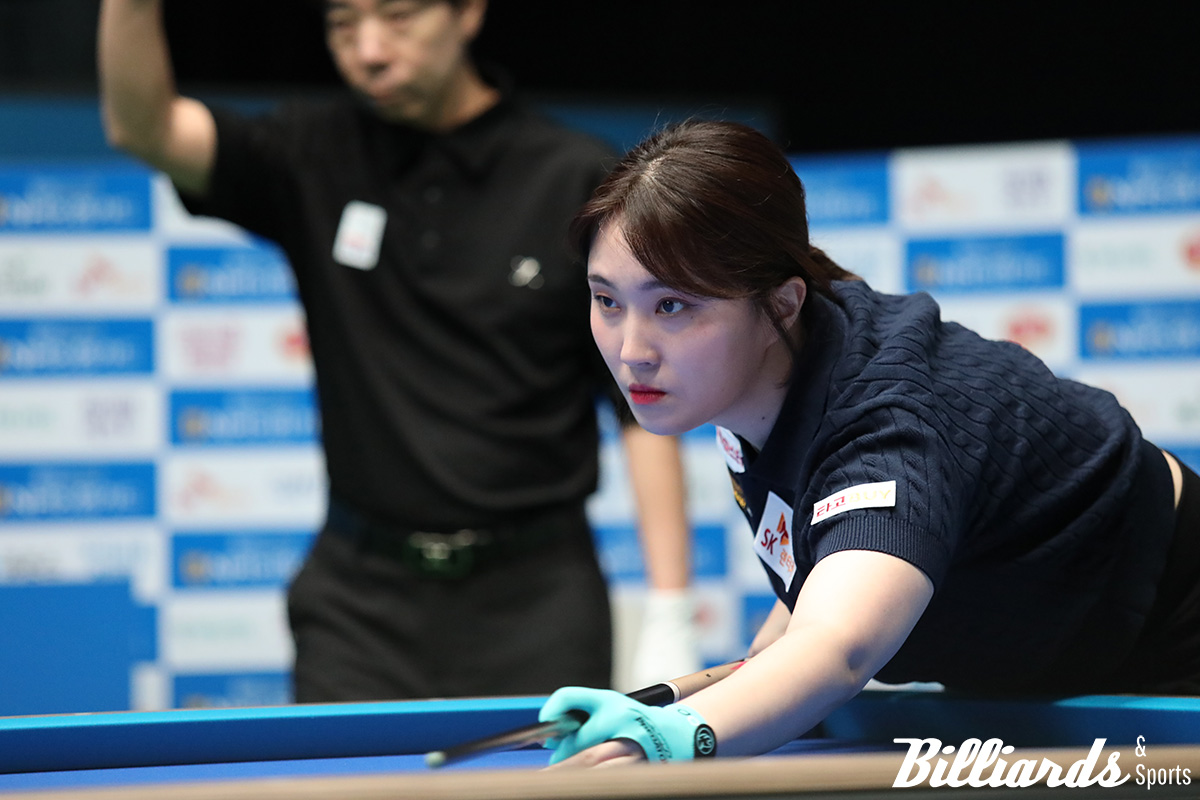 정수빈과 32강전을 치른 강지은.