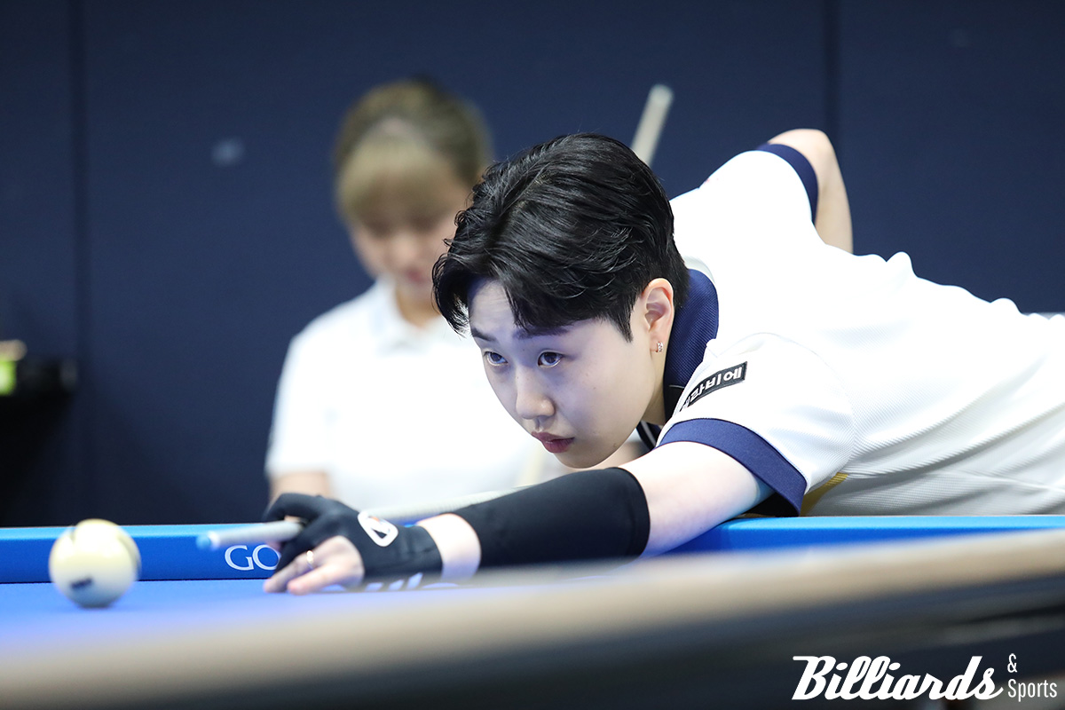 김세연은 황민지를 꺾고 16강 진출에 성공했다.