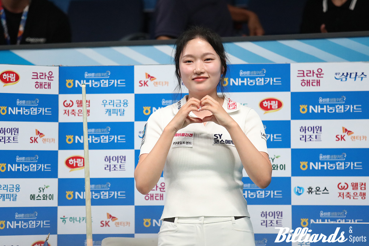 준결승 진출을 확정한 한지은.