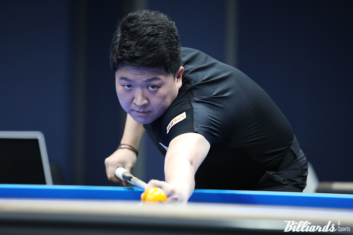 16강에 올라온 국 선수 중 가장 랭킹이 높고 유일한 투어 챔피언인 조건휘(SK렌터카)