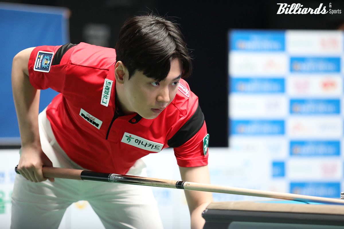 신정주는 지난 시즌 개막전 8강 이후 무려 10번째 정규투어만에 통산 9번째 8강 진출에 성공했다.