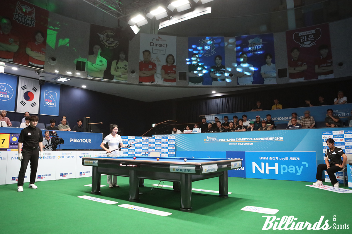 한지은과 스롱 피아비의 4강전 장면.