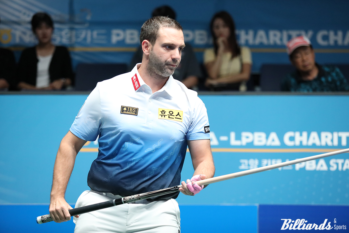 마지막 5세트에서 밀려 8강 진출에 실패한 팔라손. 