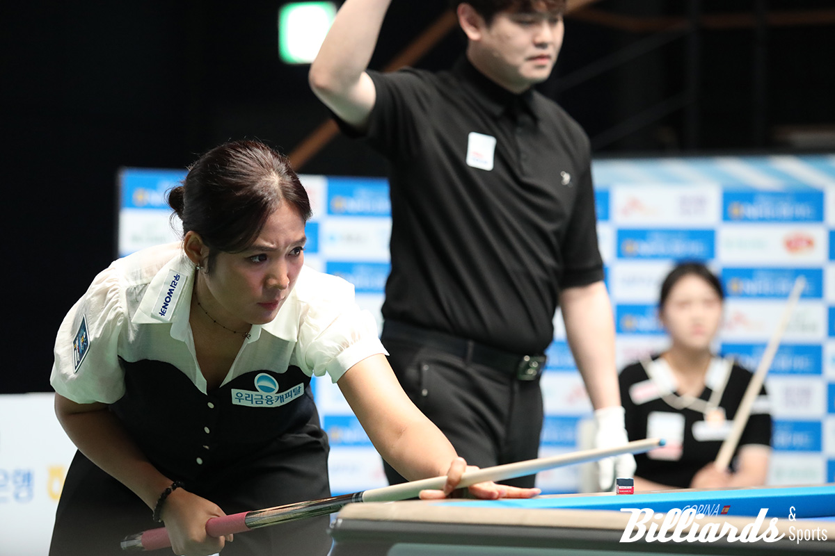 김민아와 결승전 대결 중인 스롱 피아비.