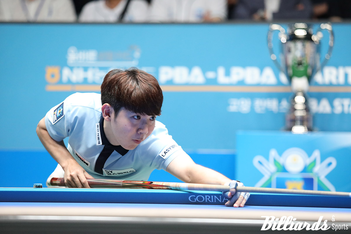 결승전에서 엄상필과 대결 중인 모리 유스케