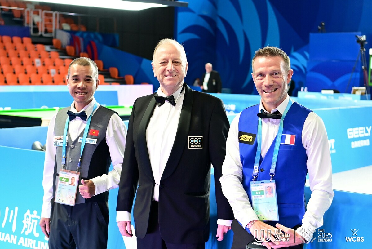 8강에서 대결하는 쩐뀌엣찌엔(베트남)과 제레미 뷔리(프랑스). 두 선수의 8강전 승자는 조명우와 준겨승에서 대결한다.