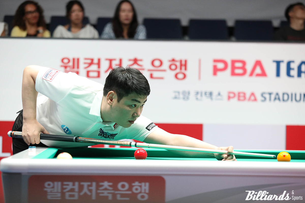 1세트 남자복식과 4세트 혼합복식에서 승리한 이상대(휴온스).