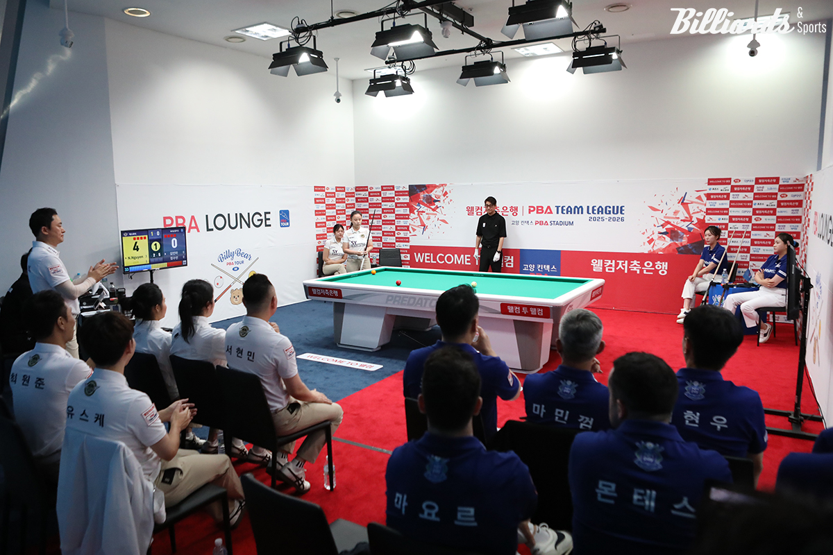 보조경기장인 PBA 라운지에서 2일 차 경기를 치르는 에스와이-NH농협카드.  사진=고양/이용휘 기자
