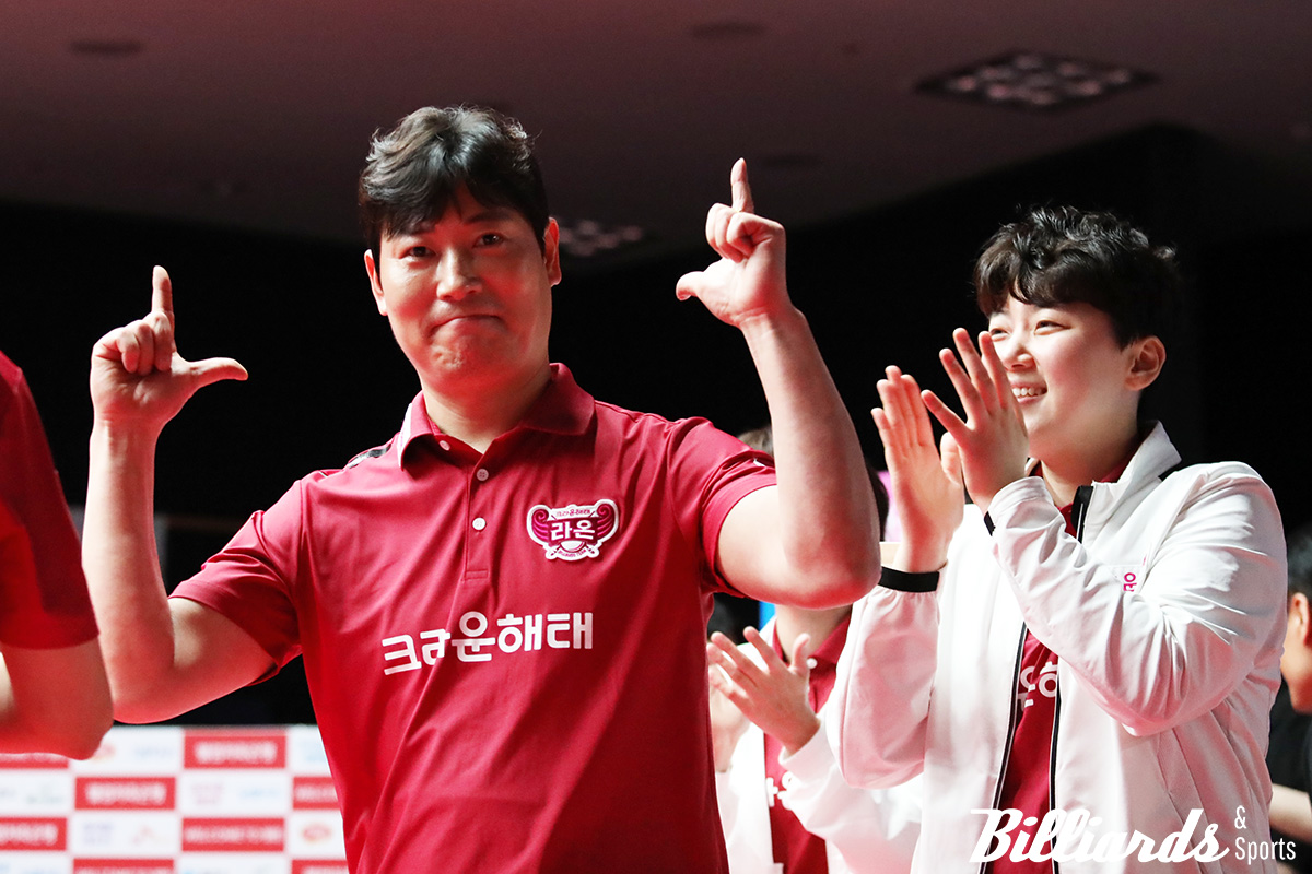 마지막 7세트 승리를 장식한 노병찬.