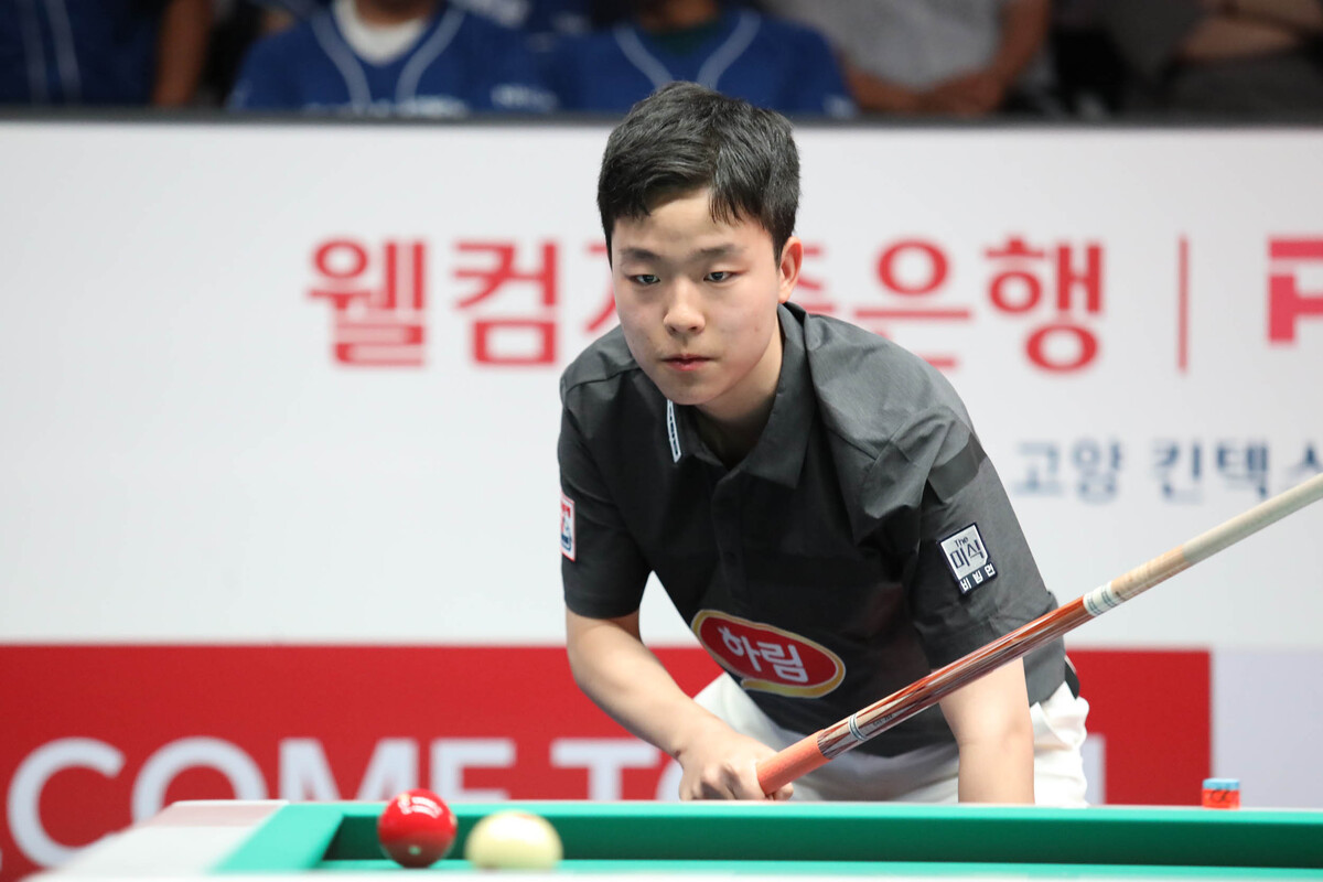 2라운드 첫 승을 올린 김영원(하림)은 팀의 3, 4, 5, 6세트 연속 승리에 기여하며 팀 승리에 힘을 보탰다. 사진=이용휘 기자