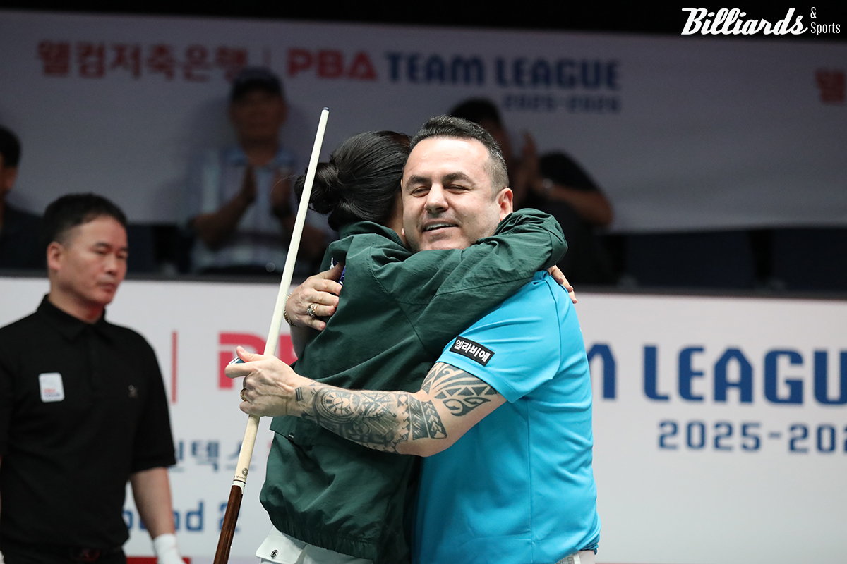 휴온스가 웰컴저축은행에 957일 만에 승리를 거두며 11경기 연속 패배에서 탈출했다. 로빈슨 모랄레스(휴온스)는 이날 7세트에 끝내기 10점타로 승부를 마무리했다.  사진=고양/이용휘 기자