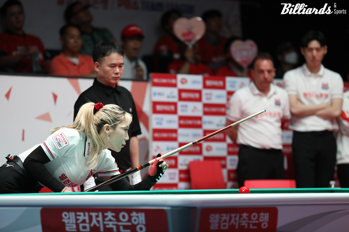 김예은은 2세트 여자복식 승리 후 6세트 여자단식에서 승리를 거두며 3-3 동점을 만들었다.