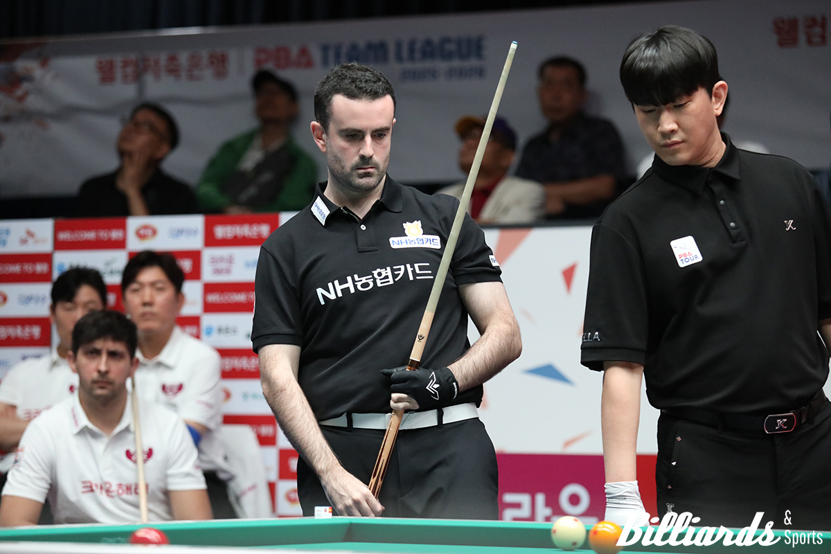 5세트에 크라운해태의 에이스 다비드 마르티네스를 꺾고 6세트로 승부를 연장한 안토니오 몬테스(NH농협카드).