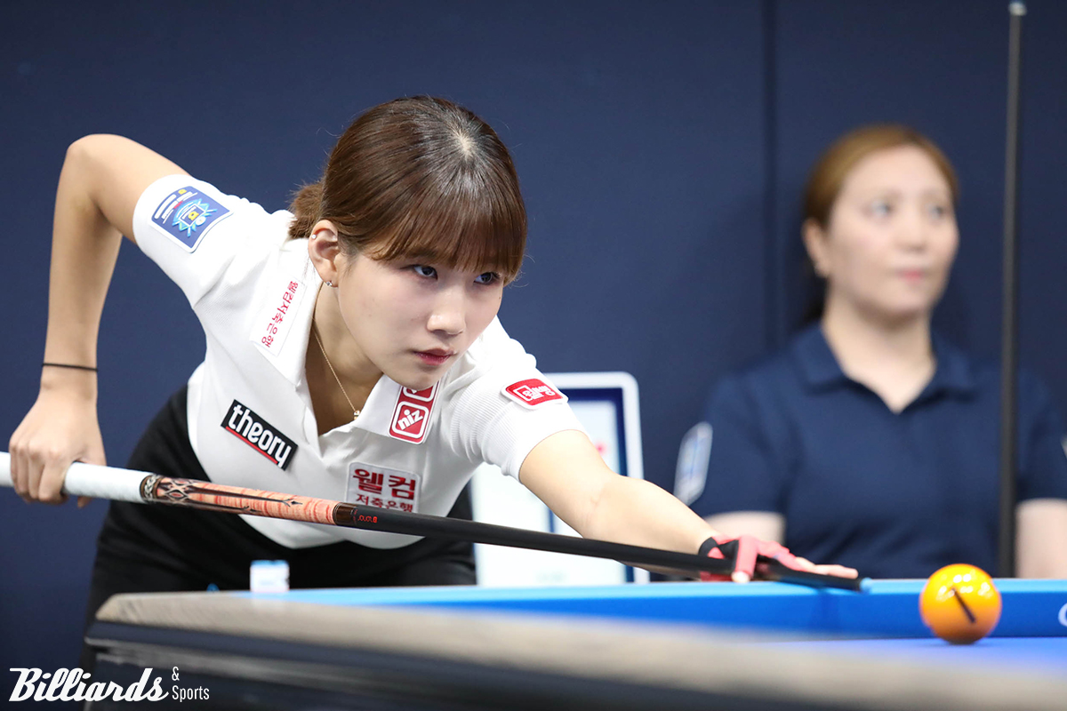 용현지(웰컴저축은행)가 1일 열린 4차 투어 PQ에서 애버리지 1.250으로 승리를 거두고 64강에 진출, 이우경(에스와이)과 32강행을 다툰다.  사진=고양/이용휘 기자, 빌리어즈앤스포츠 DB 