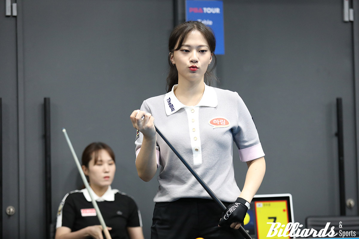 임혜원을 꺾고 32강에 안착한 정보윤.