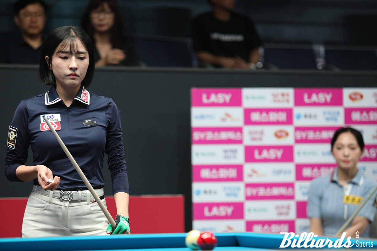 끈질긴 추격 끝에 차유람을 꺾고 16강에 오른 한슬기