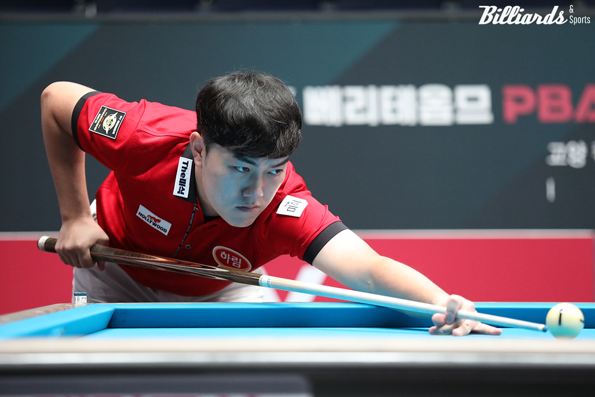 김준태(하림)는 16강전에서 이상대(휴온스)에게 3-2로 승리를 거두고 8강에 진출했다.