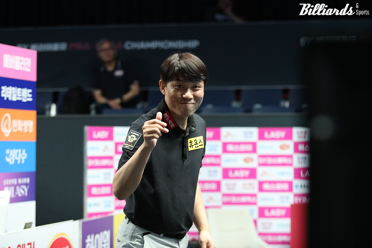 16강전에서 최성원(휴온스)은 애버리지 3.000을 기록하며 최원준1(웰컴저축은행)을 3-0으로 제압했다.