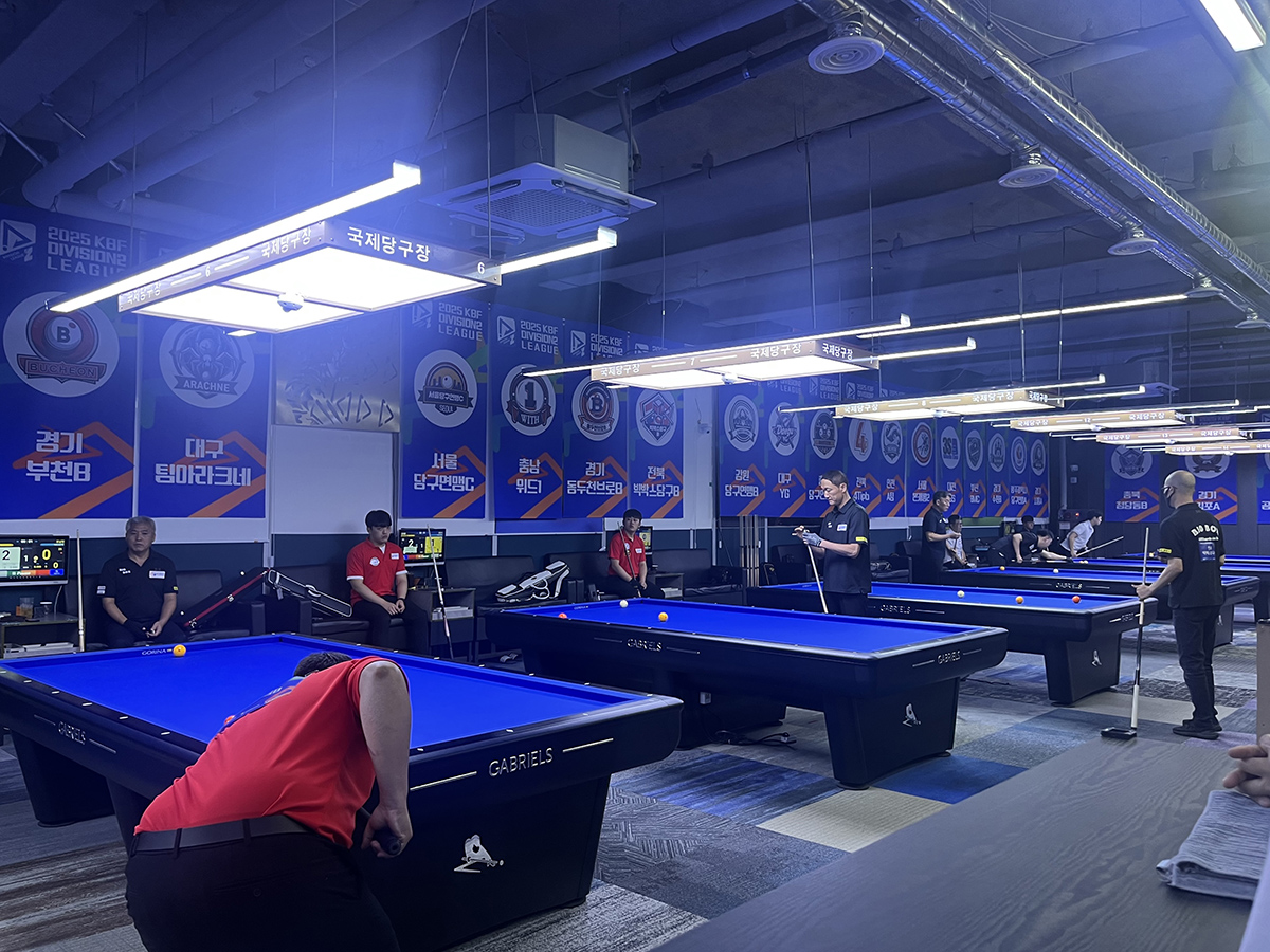 '2025 KBF 디비전리그 D2 리그'가 열리고 있는 광주광역시의 국제당구클럽. 사진=KBF 제공