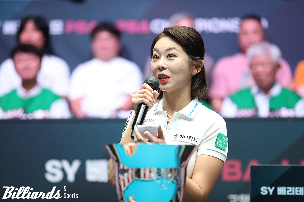 우승 소감을 전하고 있는 김가영