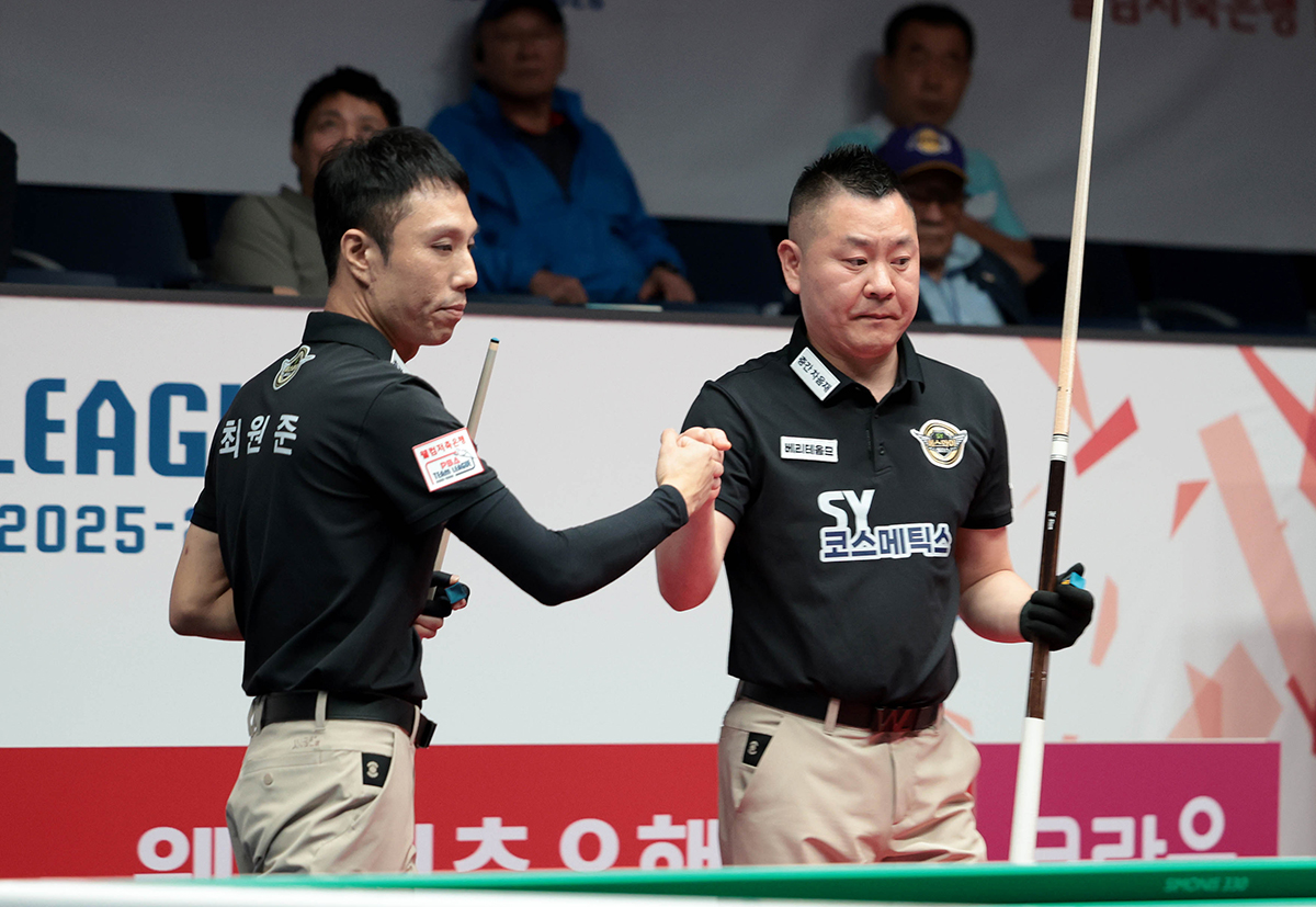 에스와이의 최원준1-서현민은 3라운드 두 경기 모두 1세트를 승리했다.