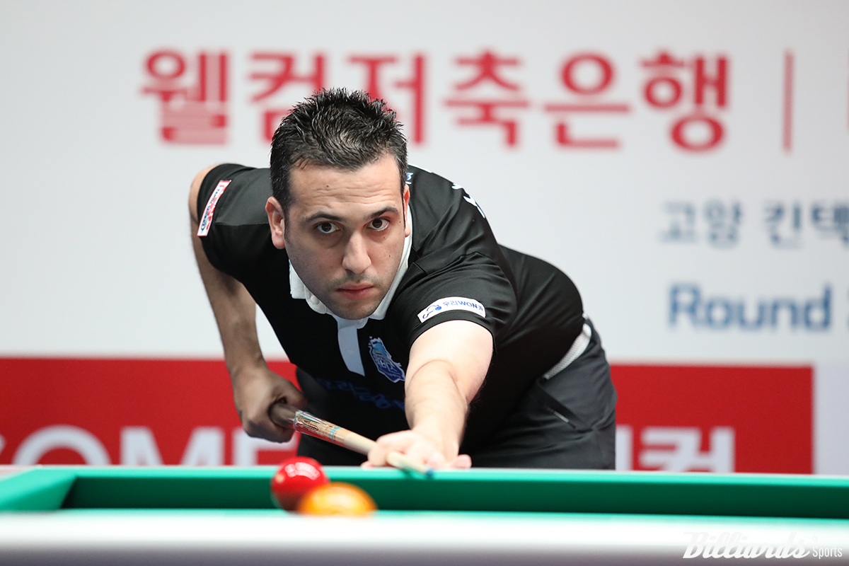 이날 1세트 승리로 레펀스와 199승 동률이 되면서 최초 세트 200승 타이틀을 놓고 대결한 다비드 사파타(우리금융캐피탈).