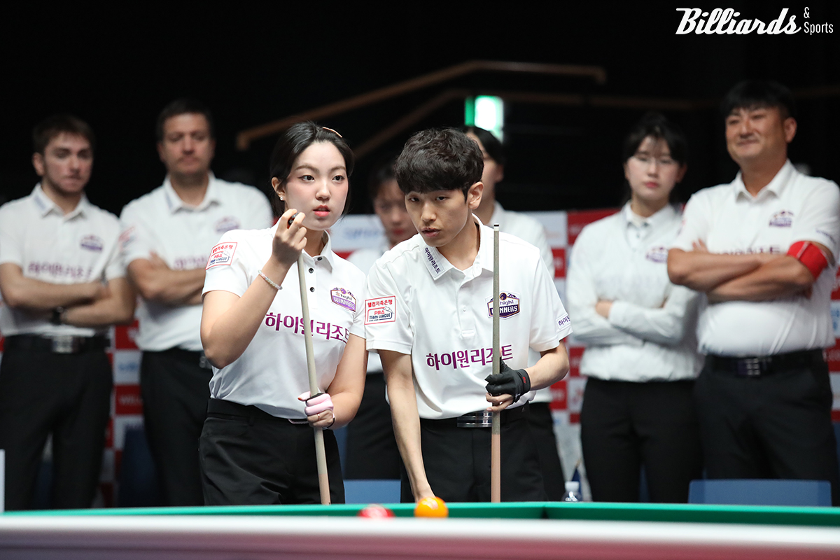 4세트 초구에 퍼펙트큐를 친 전지우-임성균(하이원리조트).