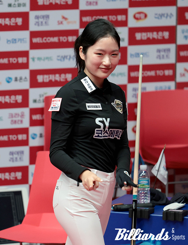 6세트에 스롱을 꺾고 2세트 패배를 설욕한 한지은(에스와이)