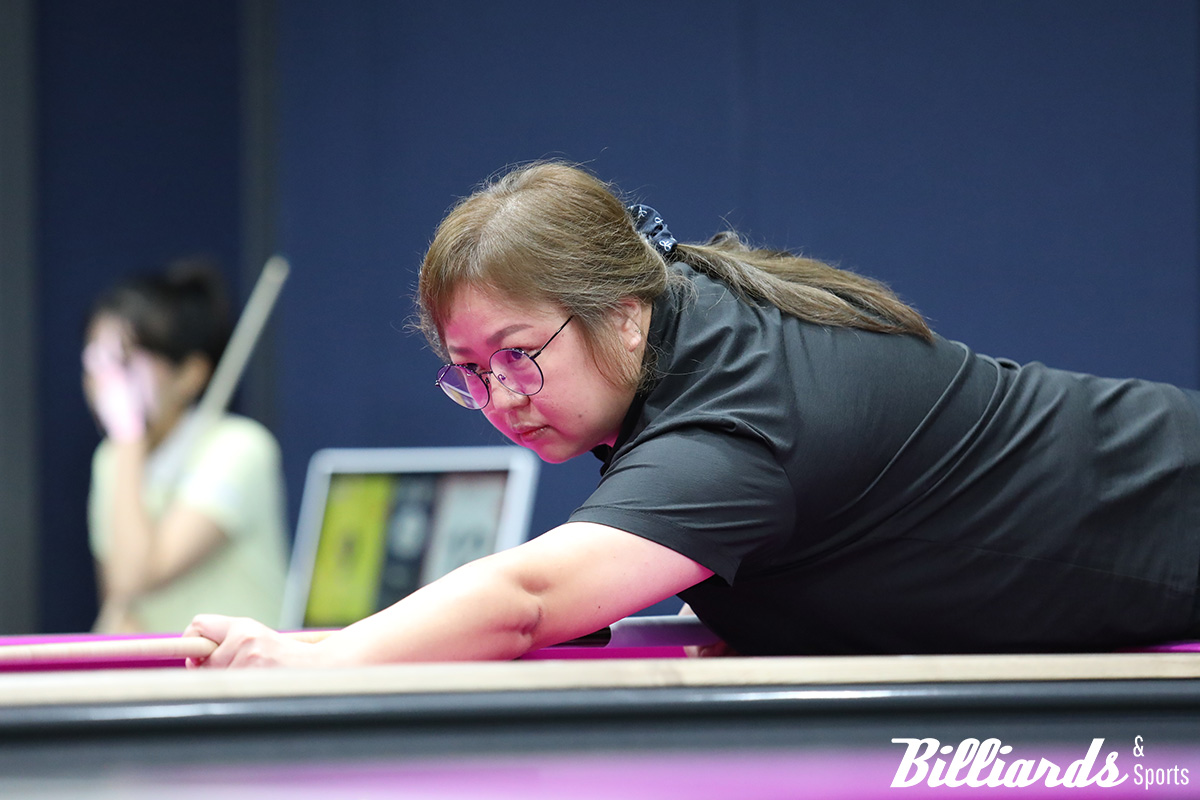 김경자는 24:16으로 심지유를 꺾고 64강에 올라 권발해와 32강 진출을 다툰다.