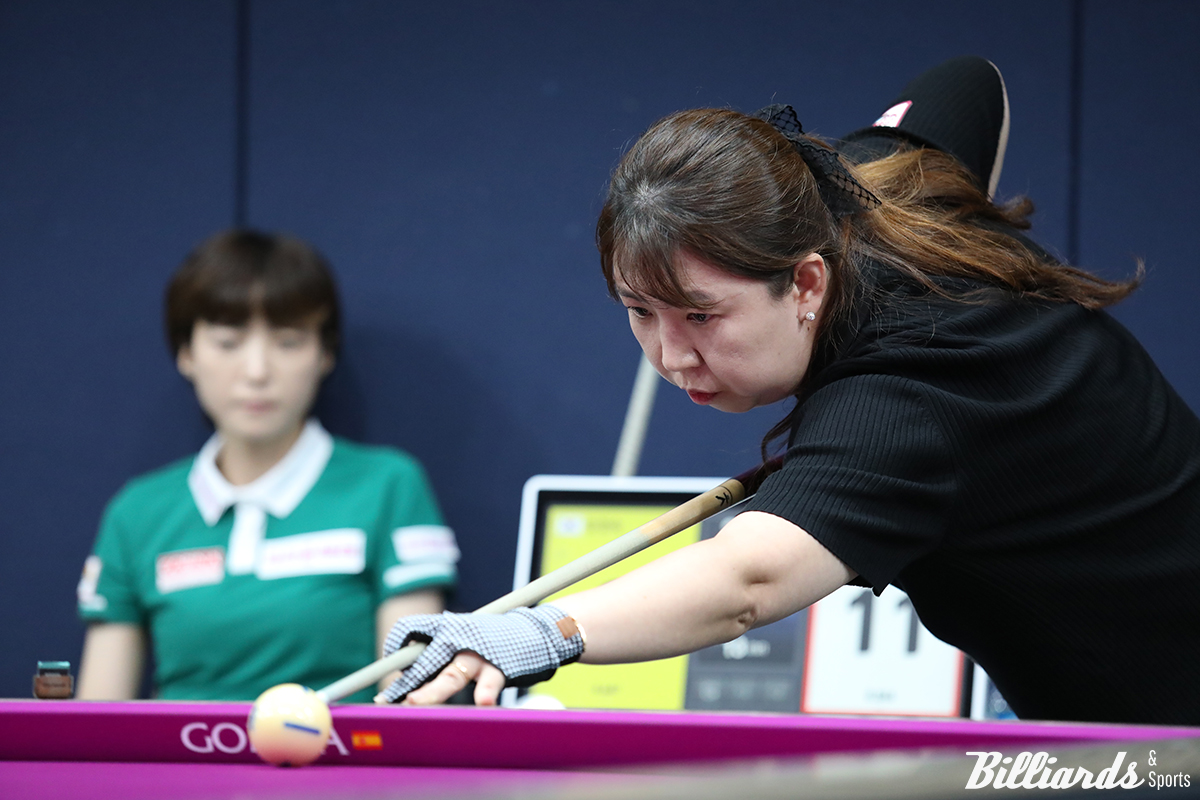 김명희는 임정숙(크라운해태)을 64강에서 꺾고 올라와 김세연과 16강 진출을 다툰다.