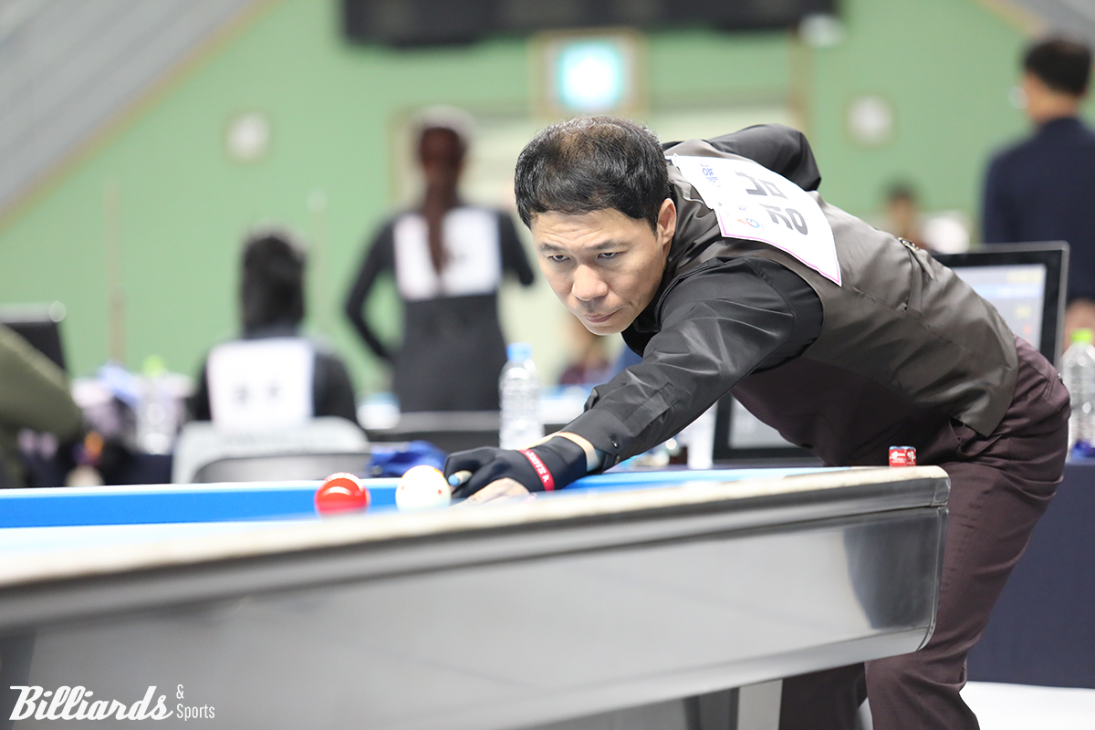 캐롬 1쿠션 동메달 허정한(경남).