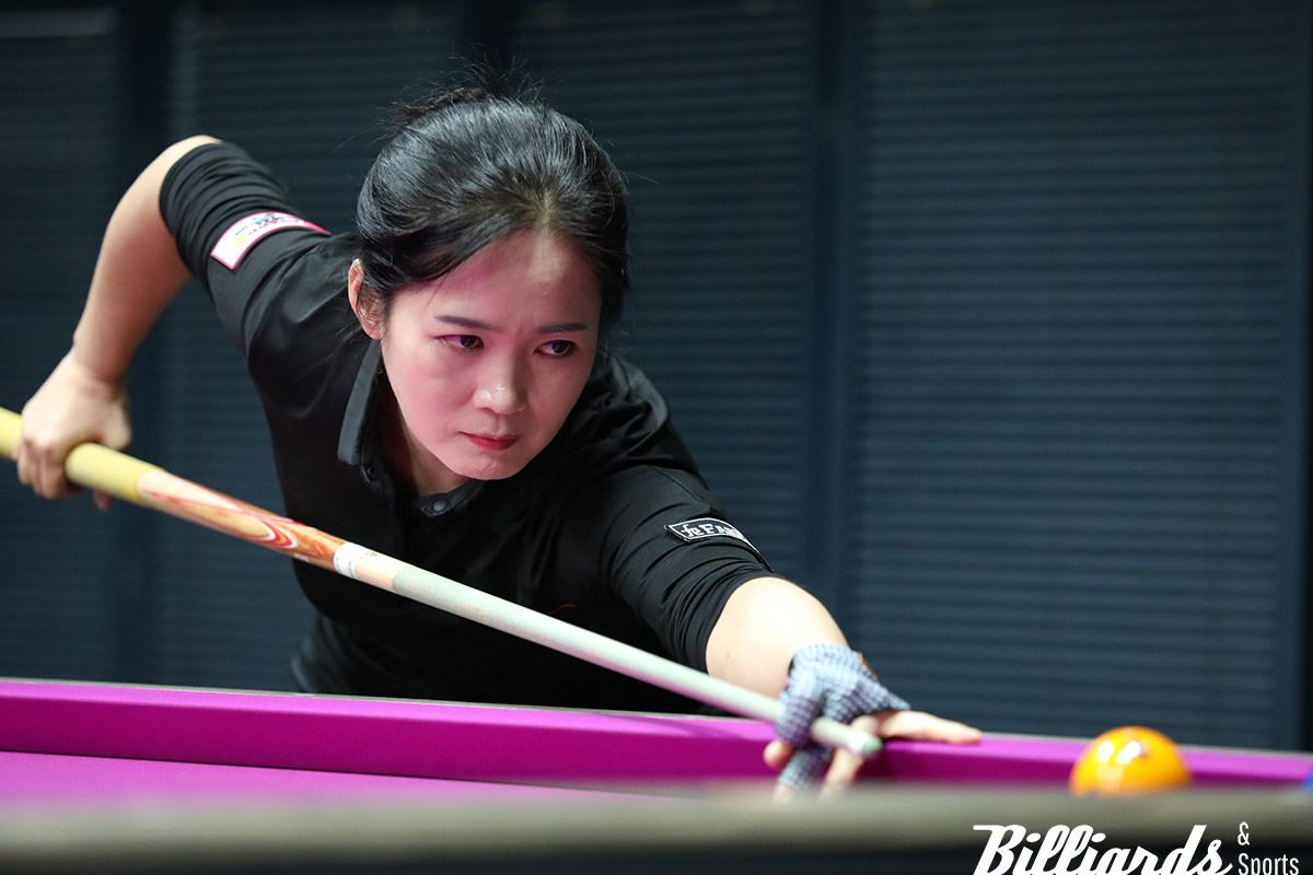 풀세트 접전 끝에 전어람을 꺾고 8강에 오른 김정미.