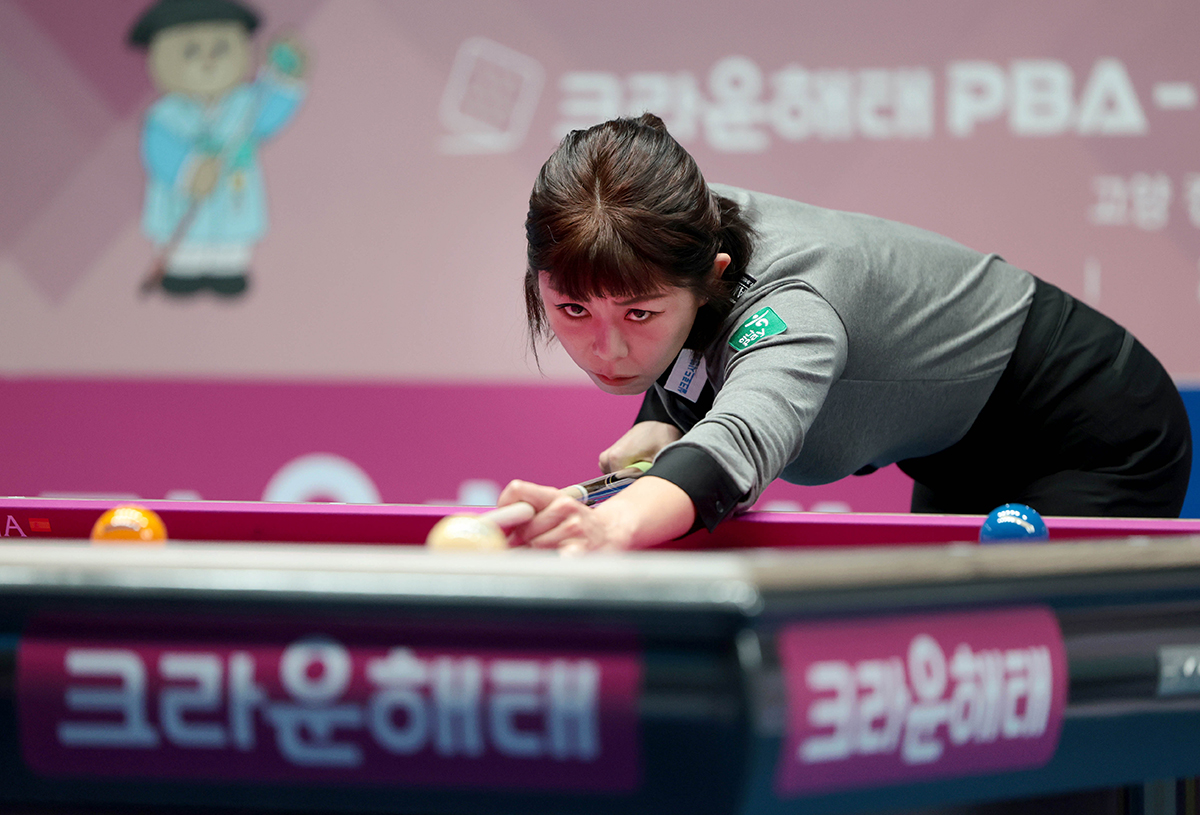 김가영은 2세트까지 단 10이닝 동안 22점을 득점해 22:0의 점수로 김예은을 앞섰다.