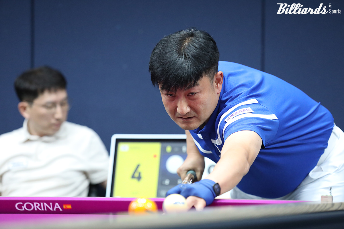 이충복(하이원리조트)은 륏피 체네트(하이원리조트)를 꺾고 16강에 올라왔다.