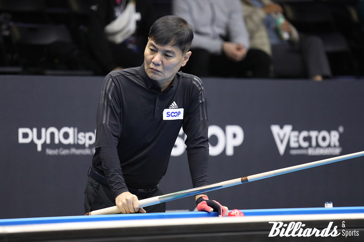 박춘우는 황봉주에게 1점 차 역전패를 당해 조 1위 자리를 빼앗겼다.