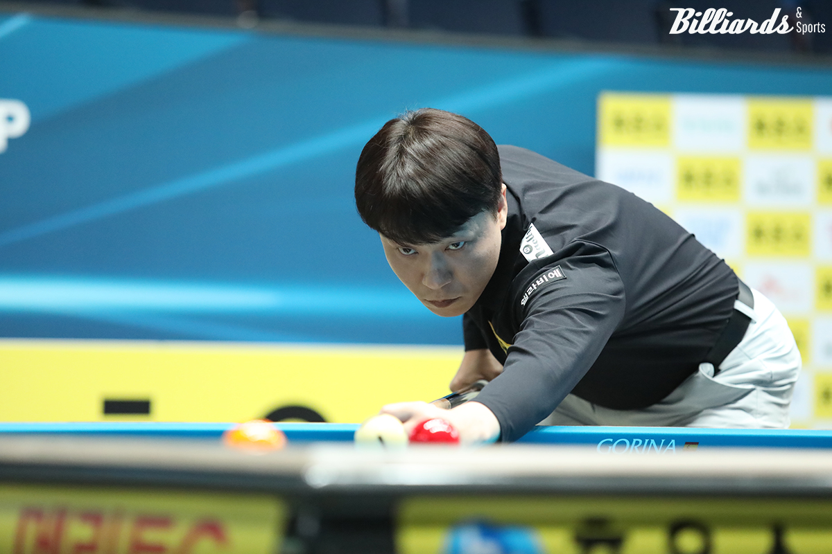 128강에서 김성민2를 3-1로 제압하며 64강에 올라간 최성원(휴온스).