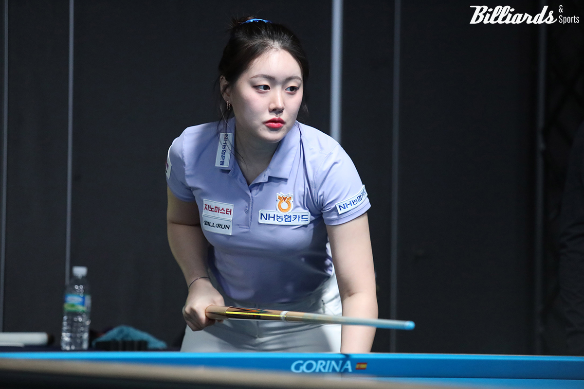 김보미(NH농협카드)는 16강에서 김민영(우리금용캐피탈)을 3-0으로 제압했다.